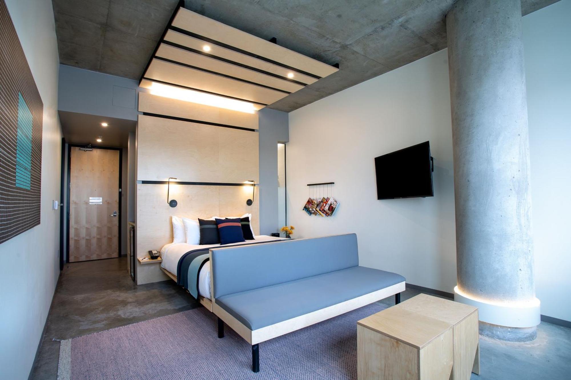 Hotel The Source DEN